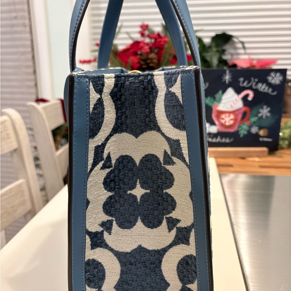 Kate Spade Blue Manhattan Monogram Tote Blue and Cream Floral Chenille - Picture 9 of 9